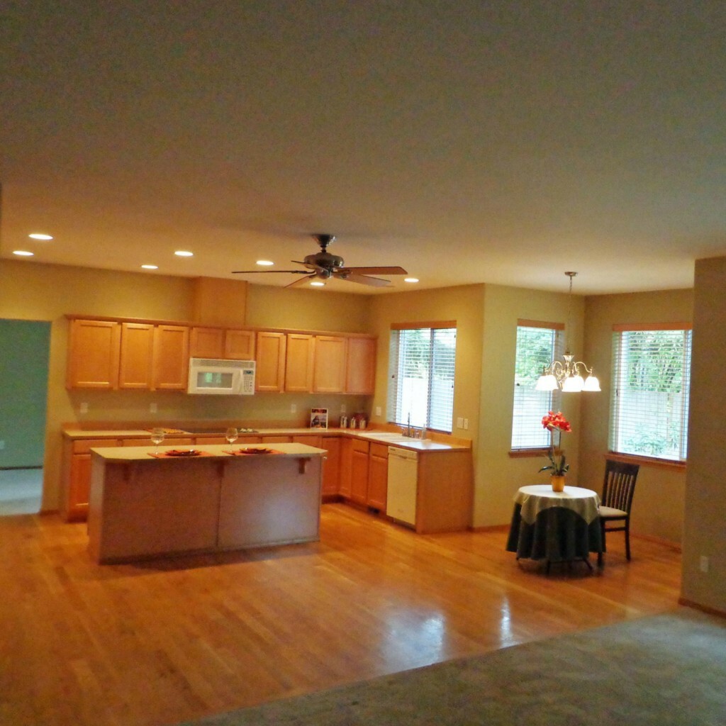 Property Photo: 719 142nd Place SW WA 98087