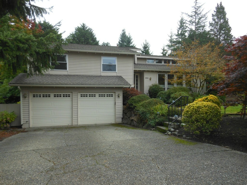 Property Photo:  6550 80th Ave SE  WA 98040 