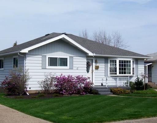 Property Photo: 2430 E 42nd Street PA 16510