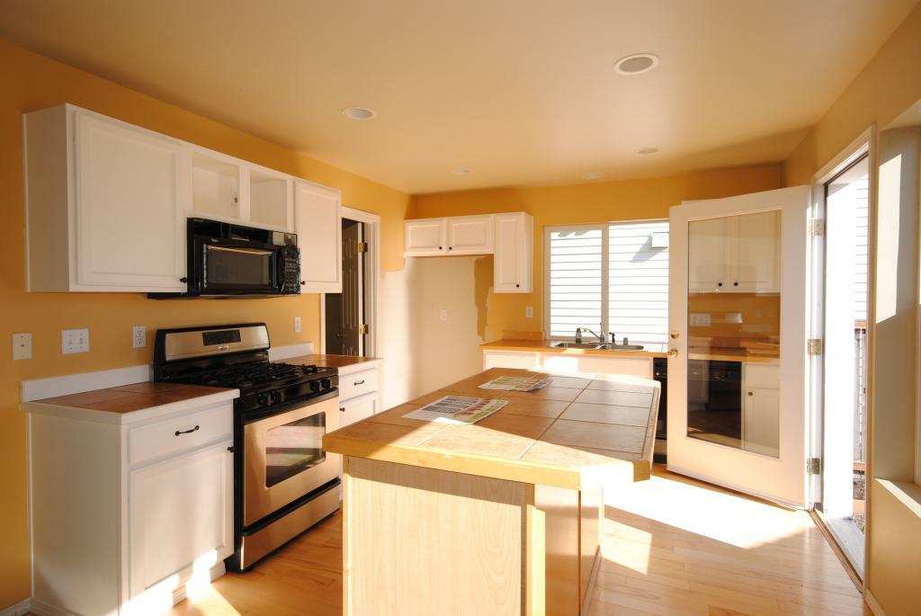 Property Photo:  35105 SE Ridge St  WA 98065 