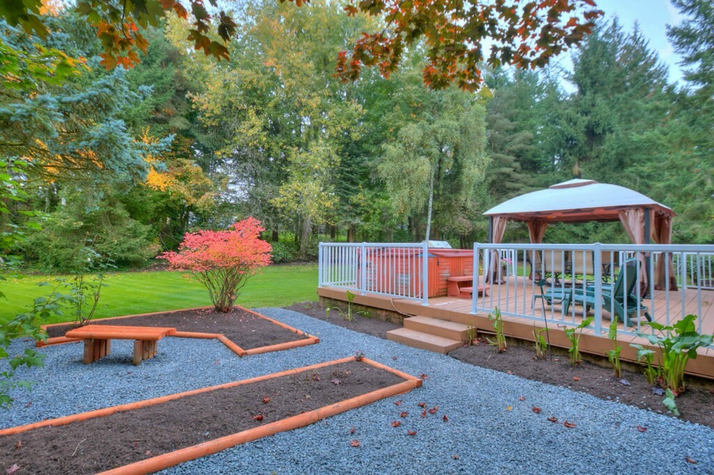 Property Photo:  17805 142nd Ave SE  WA 98058 