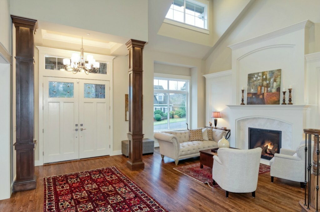 Property Photo: 9840 NE 20th St WA 98004
