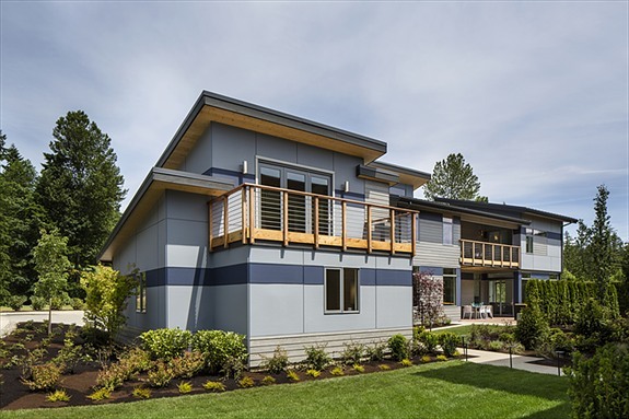 Property Photo: 3053 220 Ave SE WA 98075