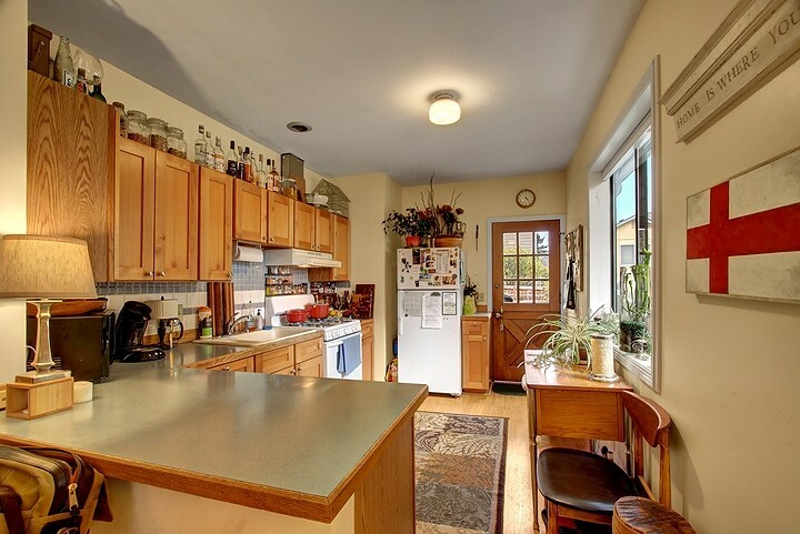 Property Photo:  6742 Alonzo Ave NW  WA 98117 