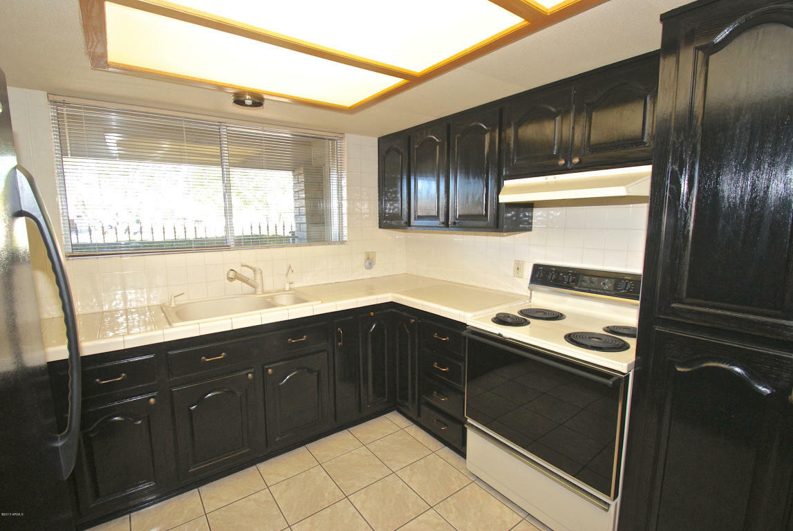 Property Photo:  1029 W Devonshire Street  AZ 85201 