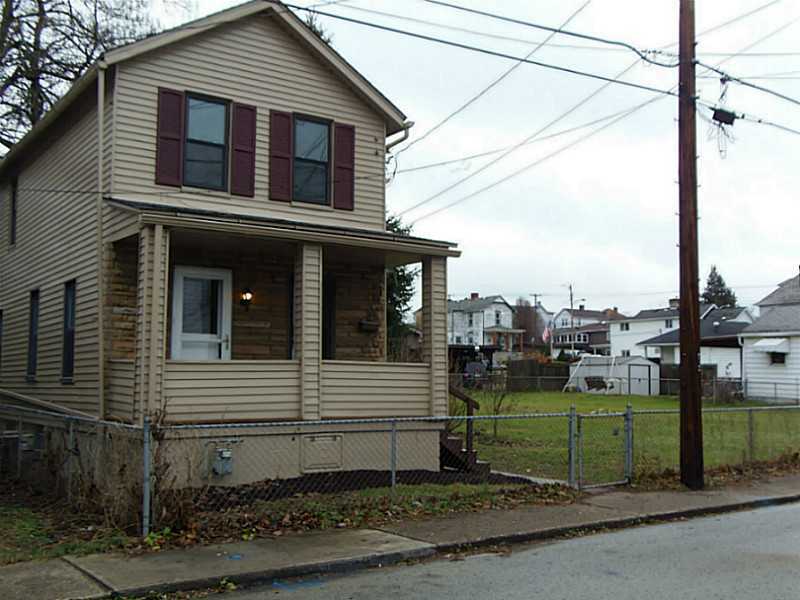 Property Photo:  110 Third Ave  PA 15063 