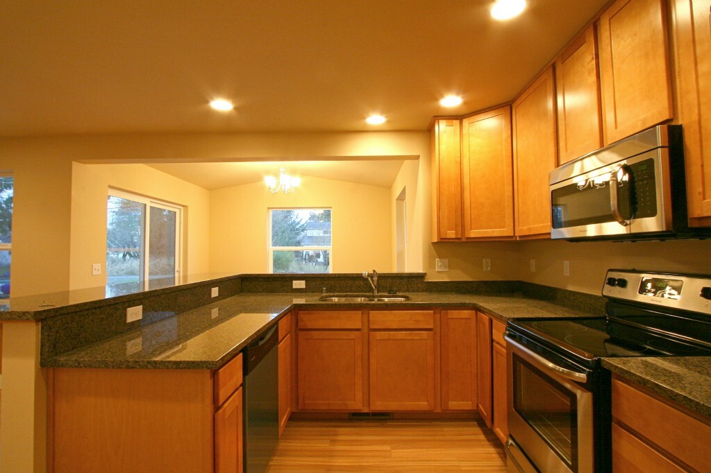 Property Photo:  644 F St  WA 98230 