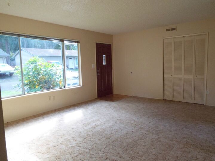 Property Photo:  19615 SE 259th St  WA 98042 