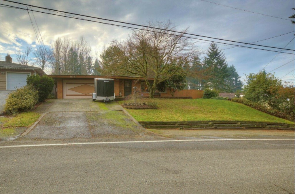 Property Photo:  11235 SE 186th St  WA 98055 