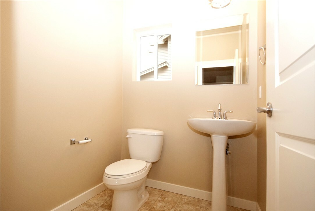 Property Photo: 6329 Victoria Lot 113 Ave SE WA 98092