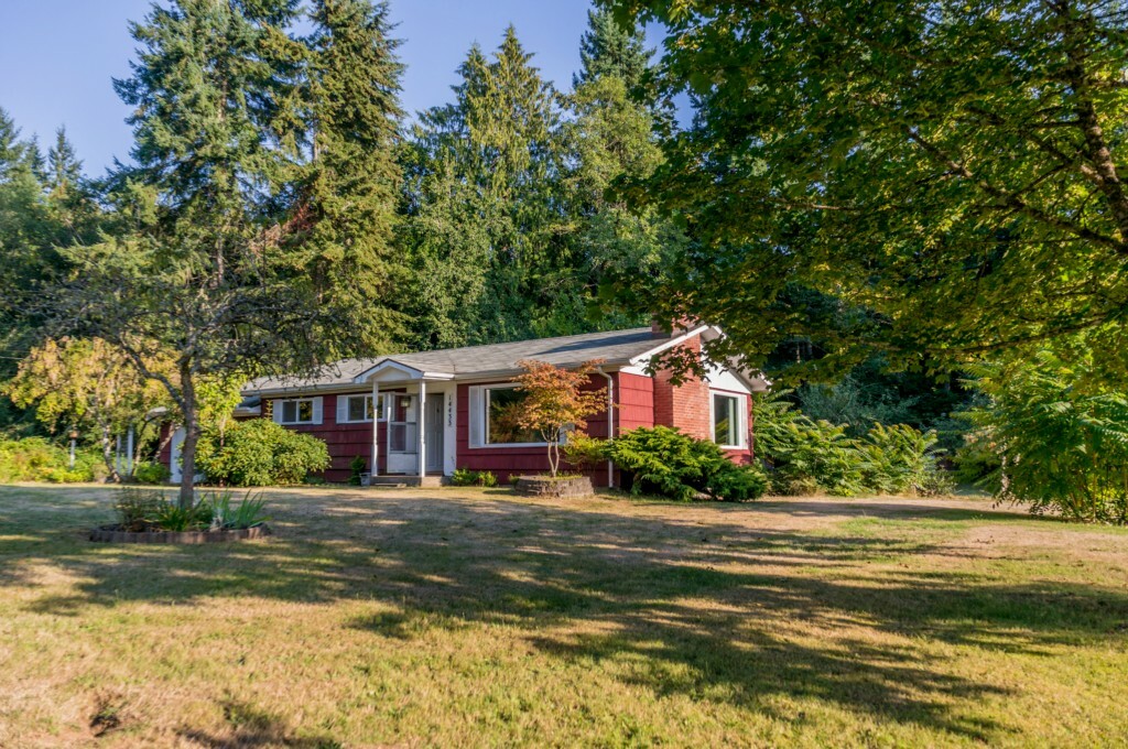 Property Photo:  14433 Olympic View Loop Rd  WA 98383 