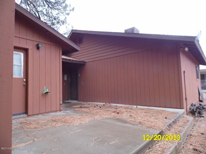 Property Photo:  608 E Frontier Street  AZ 85541 