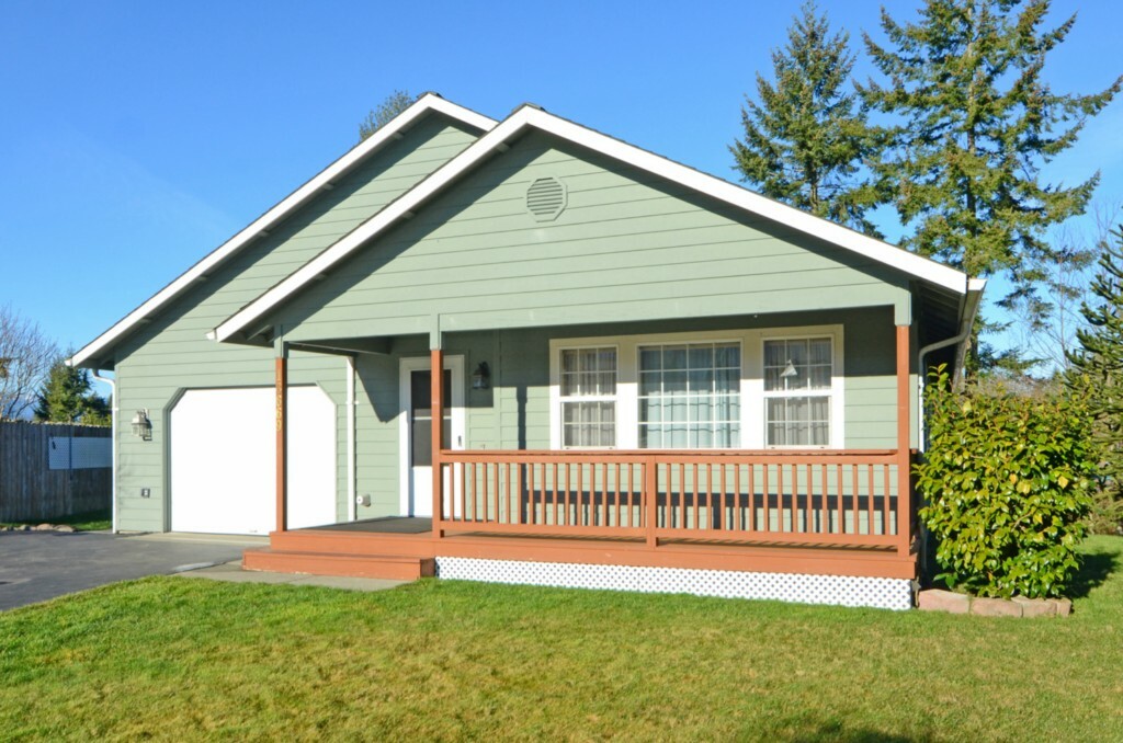 Property Photo: 18669 NE Vaughn Milton Lp WA 98370