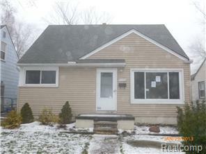 Property Photo:  18646 Lennane  MI 48240 