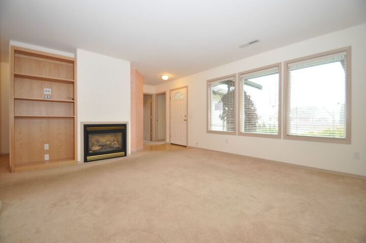 Property Photo: 20707 Grove Place NE WA 89223