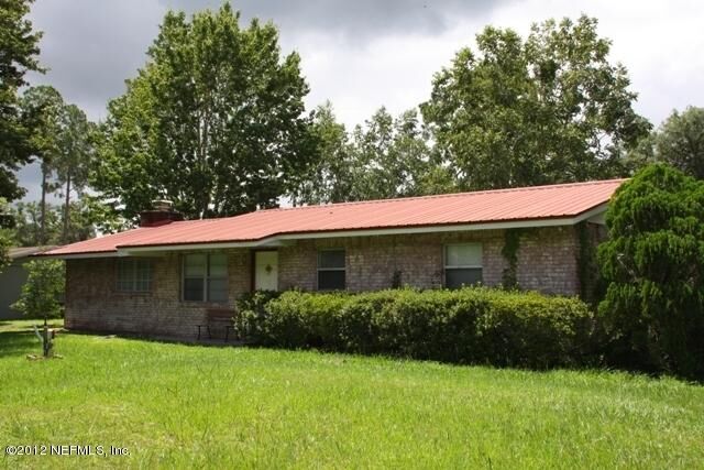 Property Photo: 119 Elgin Road FL 32131
