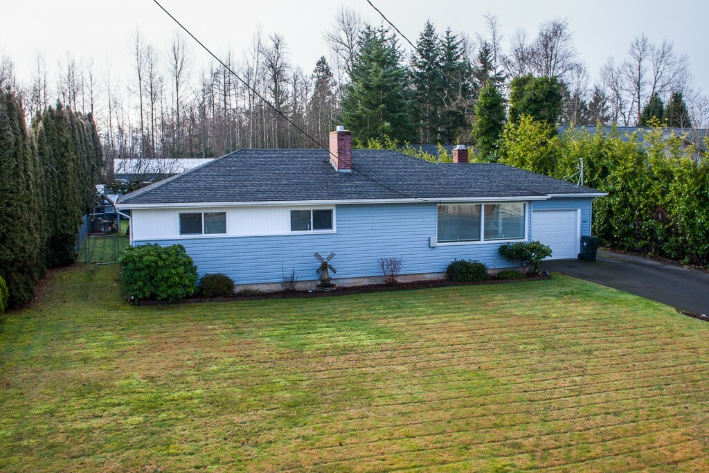 Property Photo: 1800 E Sunset Dr WA 98226
