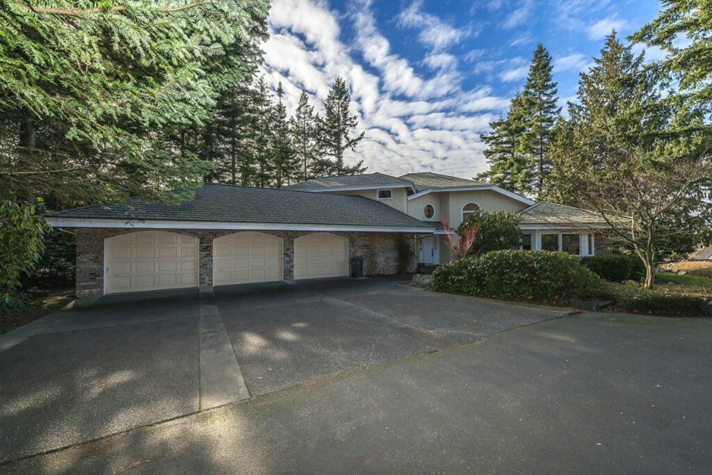 Property Photo:  11633 Pointe Place  WA 98221 