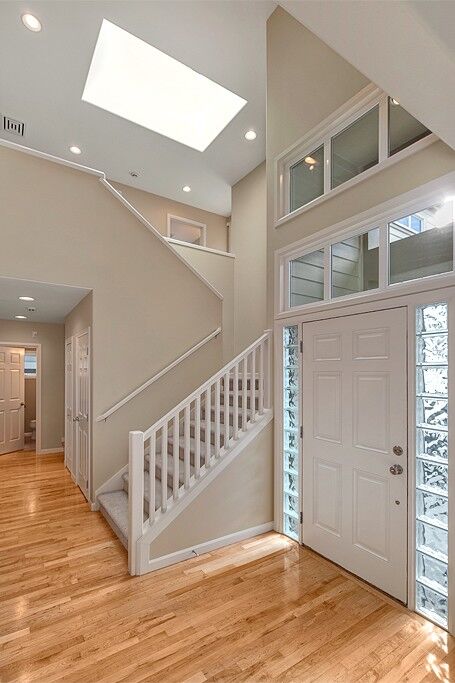 Property Photo:  11404 NE 106th Lane  WA 98033 