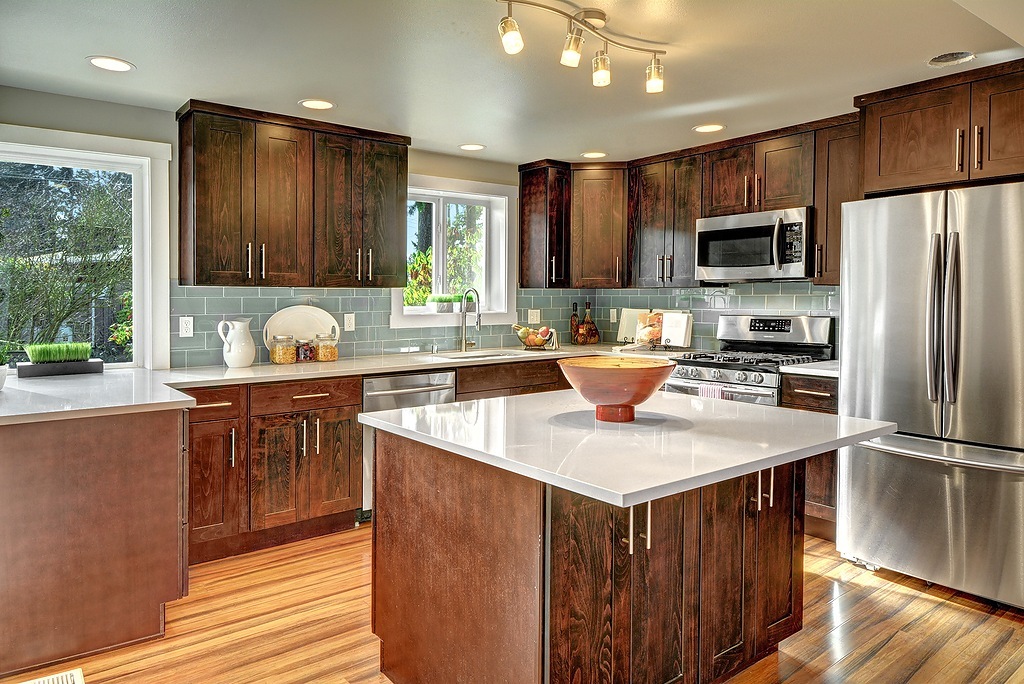 Property Photo: 1315 N 196th St WA 98133