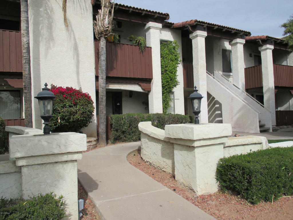 Property Photo:  3102 E Clarendon Avenue 201  AZ 85016 