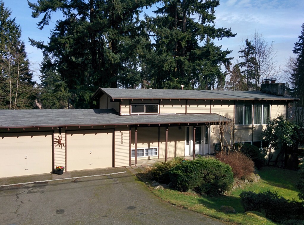 Property Photo: 16138 SE Newport Way WA 98006