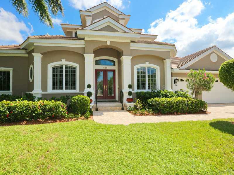 Property Photo:  665 N Owl Drive  FL 34236 