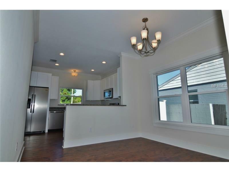 Property Photo:  2908 Helen Avenue  FL 32804 