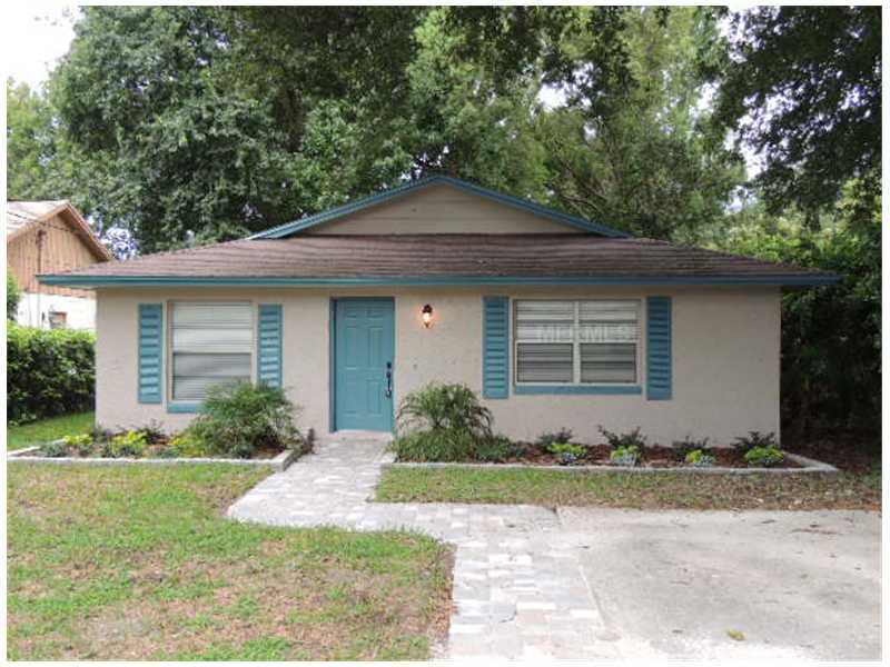 Property Photo:  2660 E Crystal Lake Avenue  FL 32806 