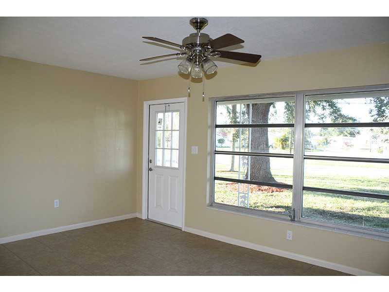 Property Photo:  6001 Florida Circle S  FL 33572 