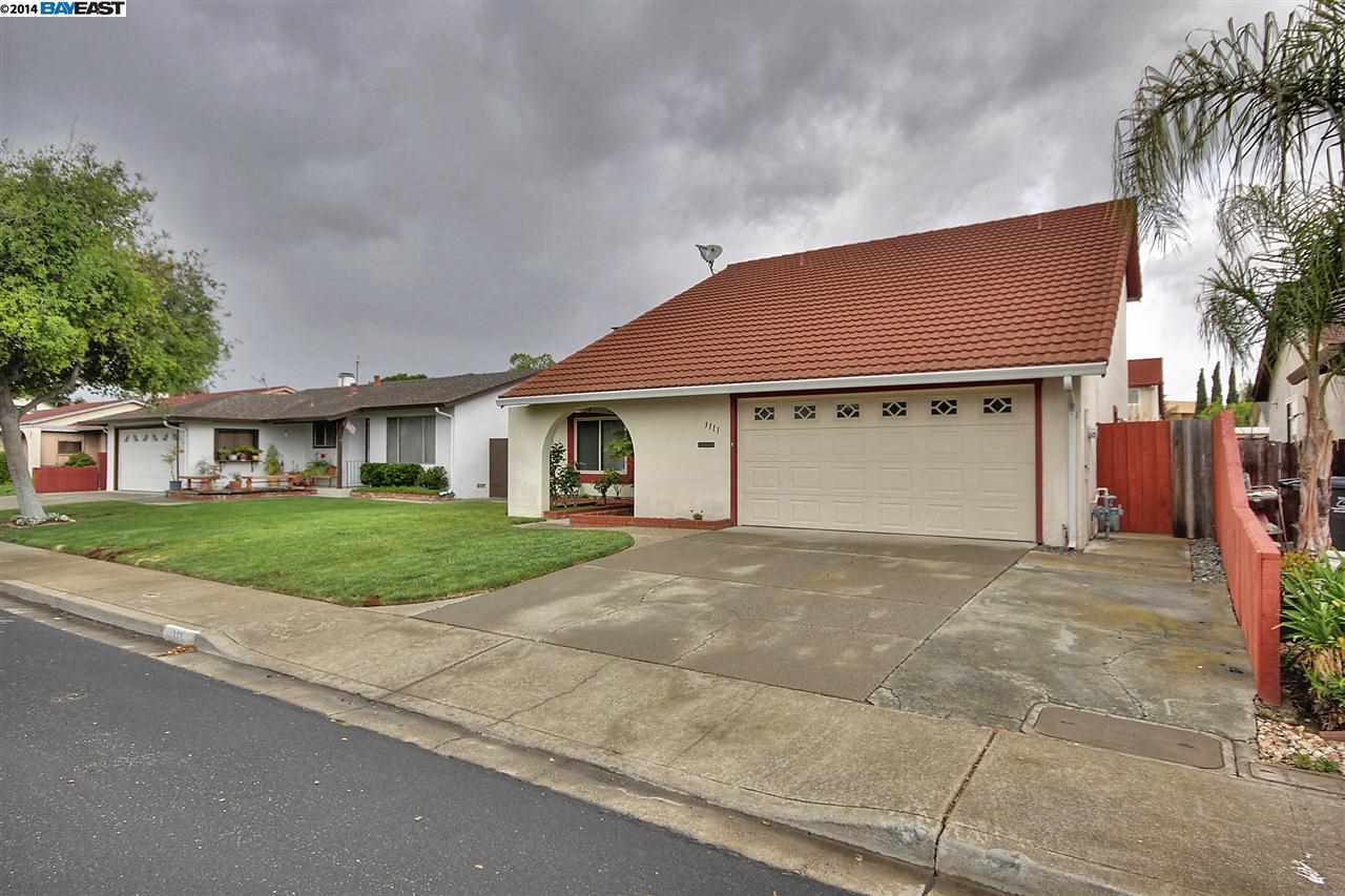 Property Photo:  3111 San Ramon Ct  CA 94587-2820 