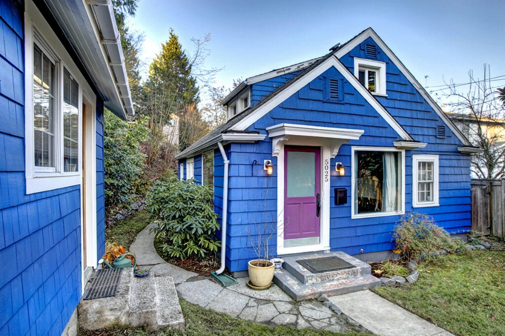 Property Photo: 5025 Renton Ave S WA 98118
