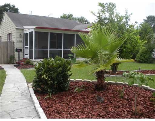 Property Photo: 4810 6th Avenue N FL 33713