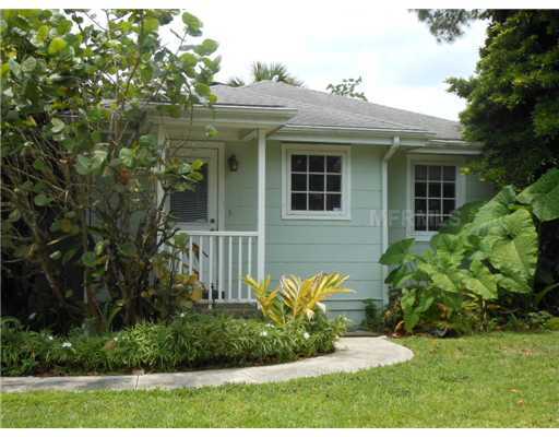 Property Photo: 1501 29th Street W FL 34205