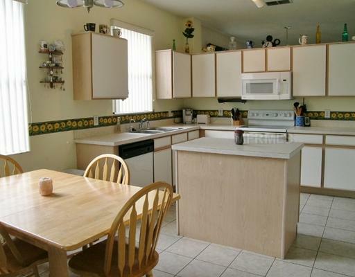 Property Photo:  13756 Meadowpark Avenue  FL 32826 