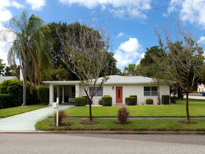 Property Photo: 641 Barcelona Avenue FL 34285