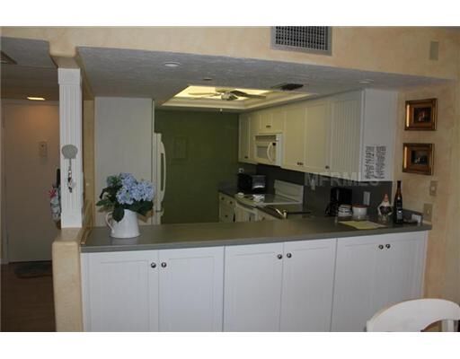 Property Photo: 627 Alhambra Road 701 FL 34285