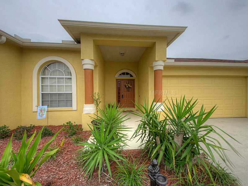 Property Photo: 9818 Ocasta Street FL 33569