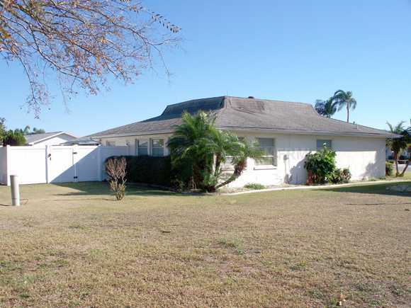 Property Photo:  609 Allegheny Drive  FL 33573 