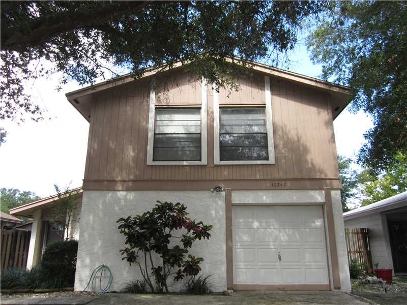 Property Photo: 10340 Del Mar Circle FL 33624