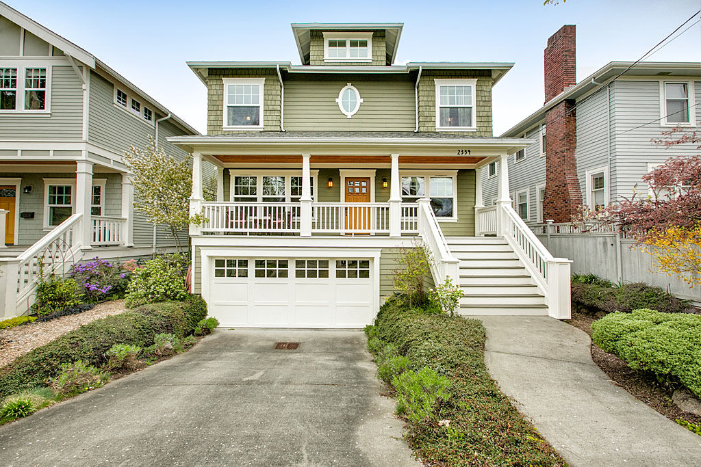 Property Photo: 2354 N 59th St WA 98103