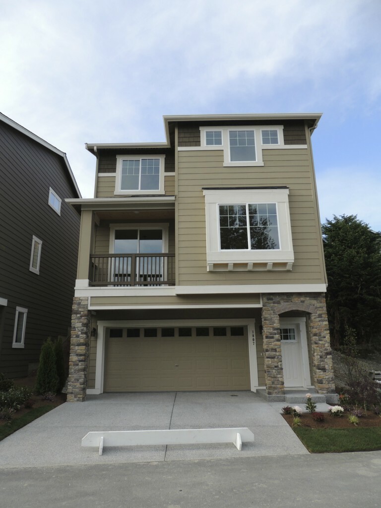 Property Photo:  1807 145th St SW  WA 98087 