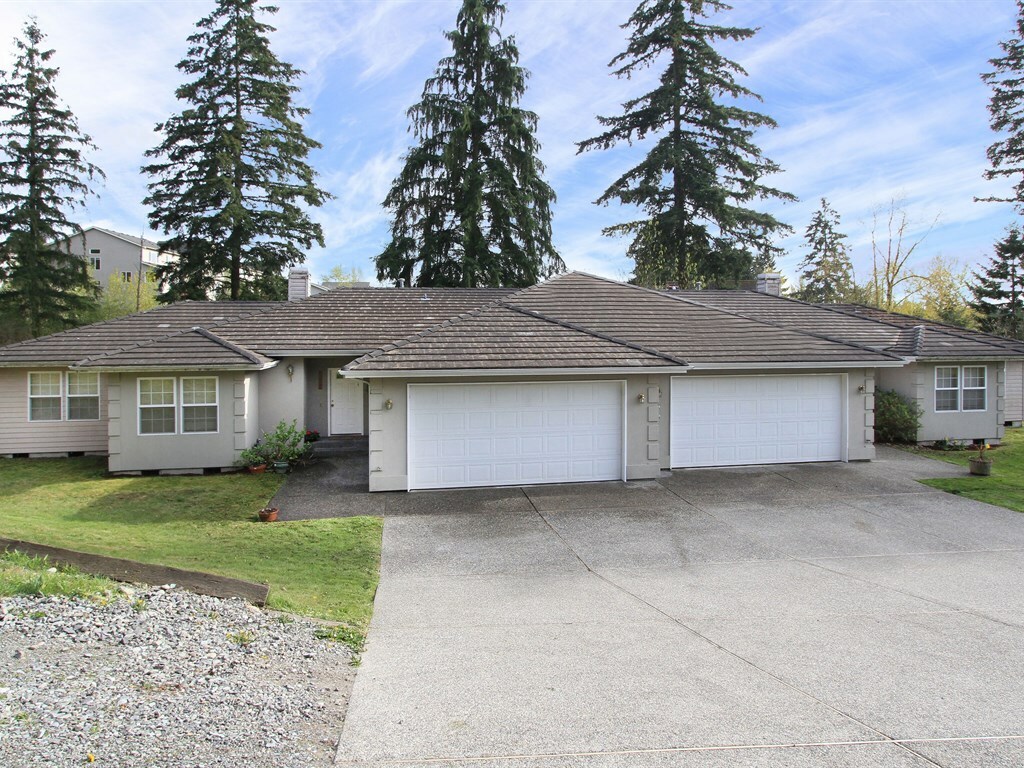 Property Photo:  1320 Logan Rd  WA 98036 