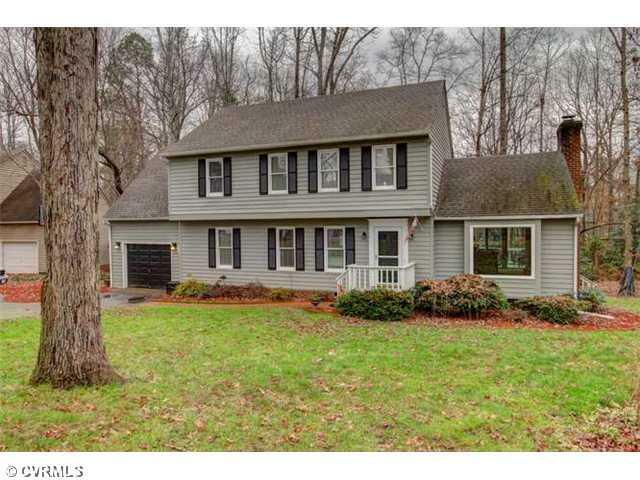 Property Photo:  5711 Oak Knoll Lane  VA 23112 