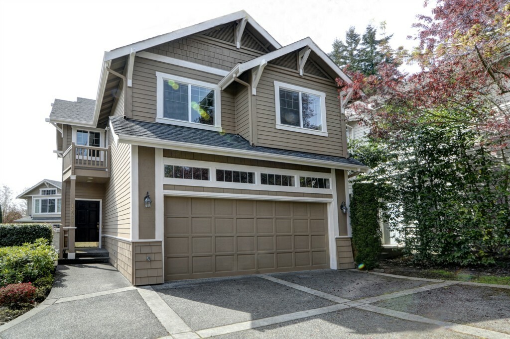 Property Photo:  13031 NE 70th Dr  WA 98033 