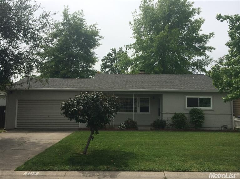 Property Photo: 3116 Merrywood Dr CA 95825