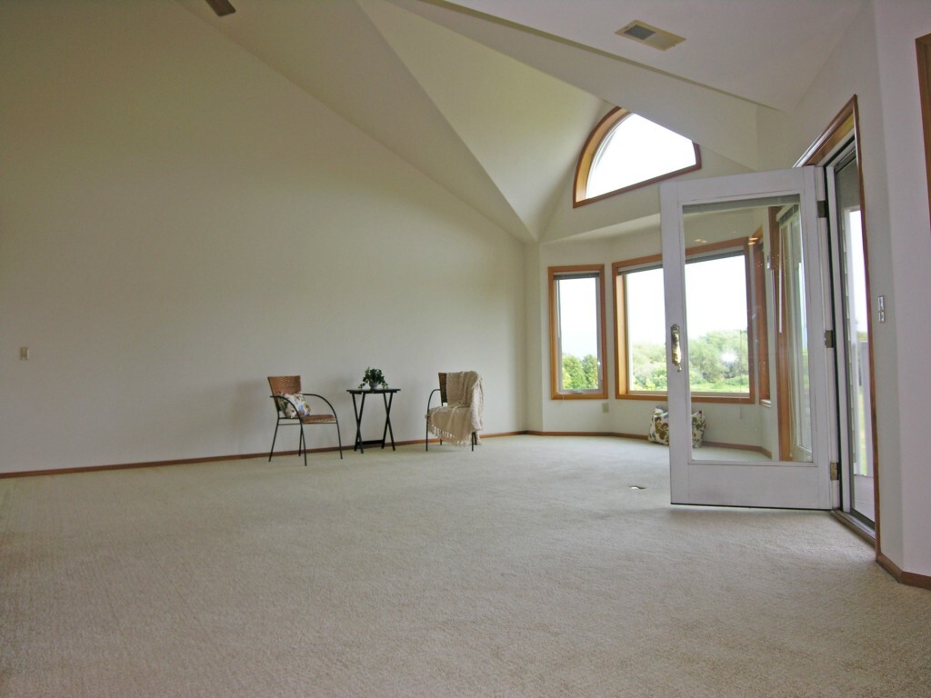 Property Photo:  901 Judson St 202  WA 98264 