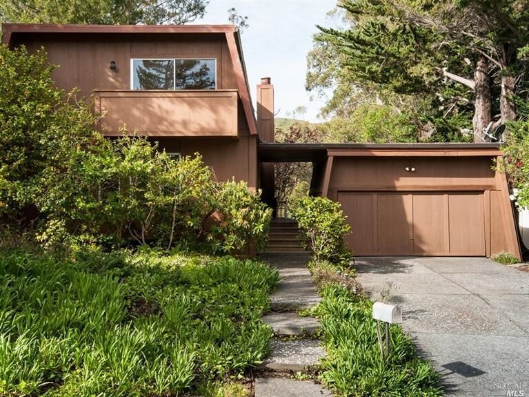 Property Photo: 304 Cape Court CA 94941