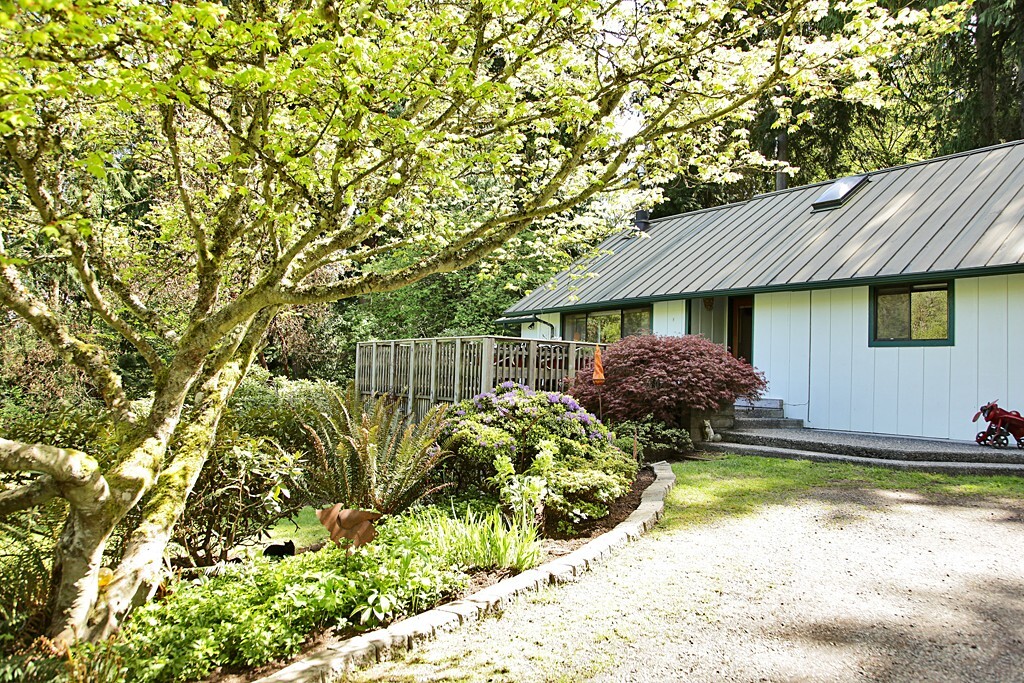 Property Photo: 4184 Sandy Point Rd WA 98260