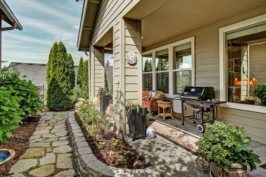 Property Photo:  23120 NE 127th Wy  WA 98053 